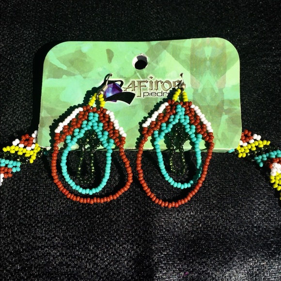 Gift Handmade Beaded Choker Necklace Earrings Brand new. Stunning workmanship. - Picture 6 of 8